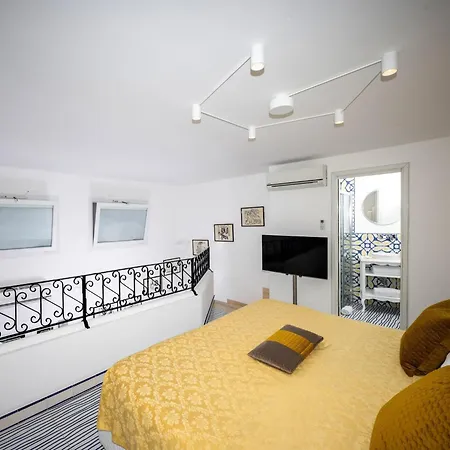 Chic Hideaway In * Positano