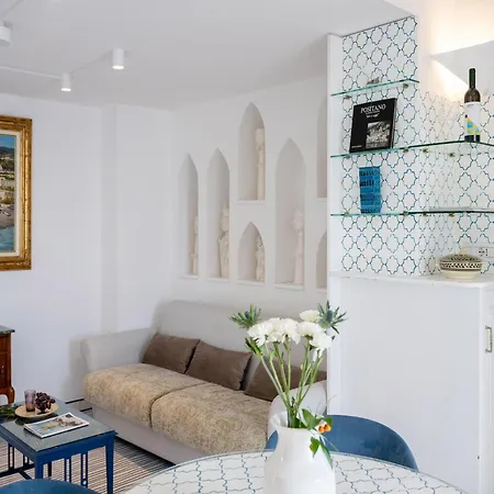 Feriehus Chic Hideaway In *