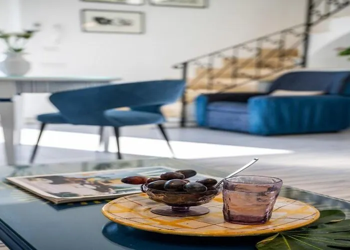 Semesterbostad Chic Hideaway In