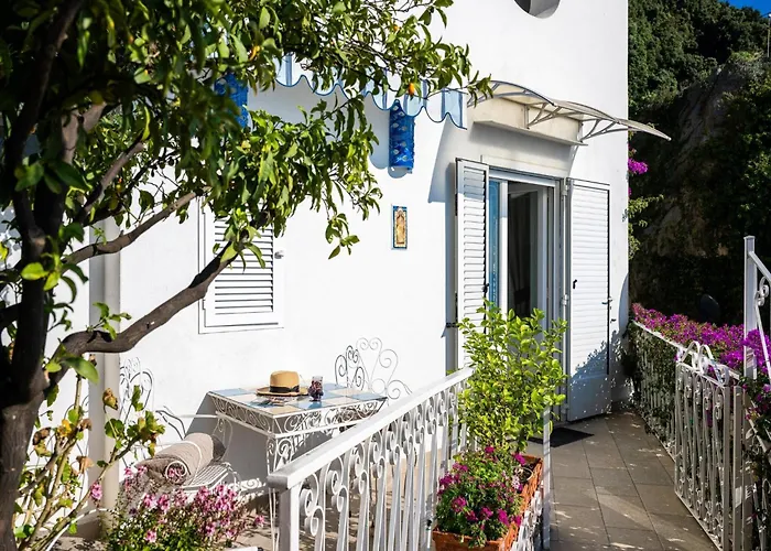 בית נופש Chic Hideaway In פוזיטנו